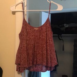 Adorable crop top!